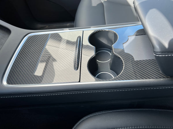 Tesla Model 3 e Y: copertura della console centrale in vero carbonio con rientranza per la chiave magnetica, lucida