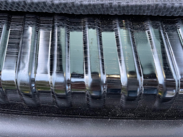Baule di protezione della soglia di carico Tesla Model 3 in alluminio nero