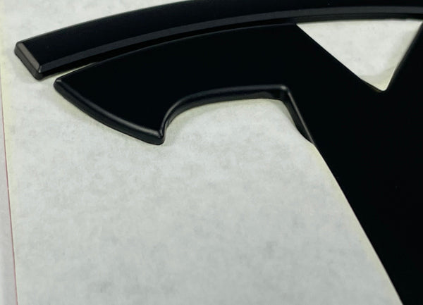 Tesla Model Y T-Logo in metallo - Set da 2 pezzi per la sostituzione - nero opaco